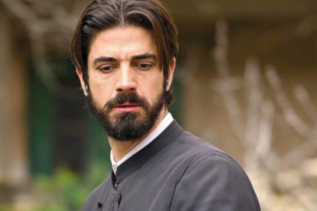 Άγιος έρωτας: Θα απαρνηθεί την μεγαλύτερή του αγάπη για ένα νέο ξεκίνημα