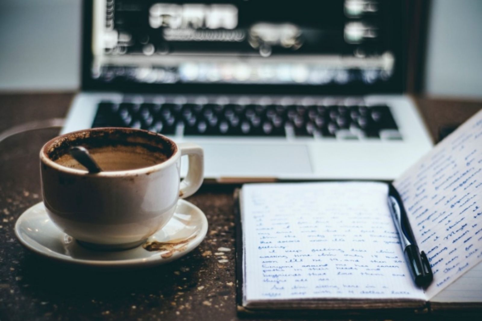 Αλλάζουν όλα στα επαγγελματικά για αυτά τα ζώδια τον Οκτώβριο 2025