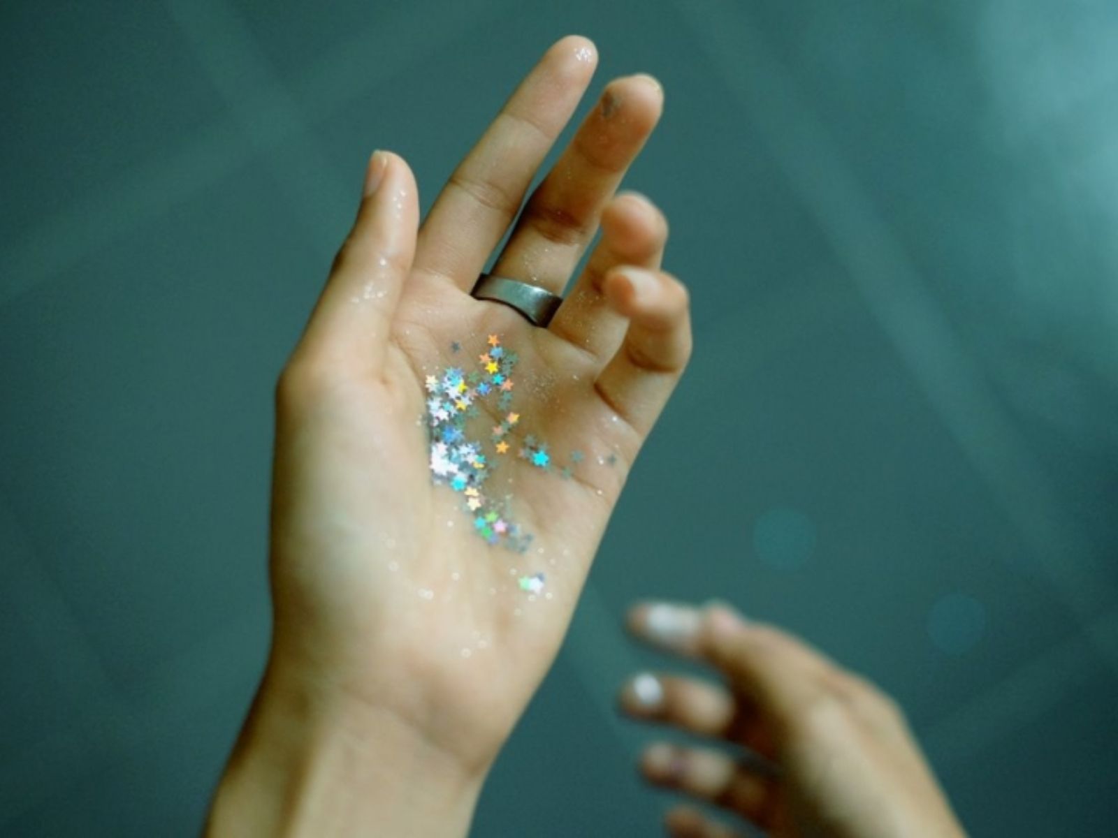 Αστρολογικές προβλέψεις Άση Μπήλιου: Η Ηλιακή Έκλειψη στις 21/9 βάζει στο στόχαστρο της αυτά τα ζώδια