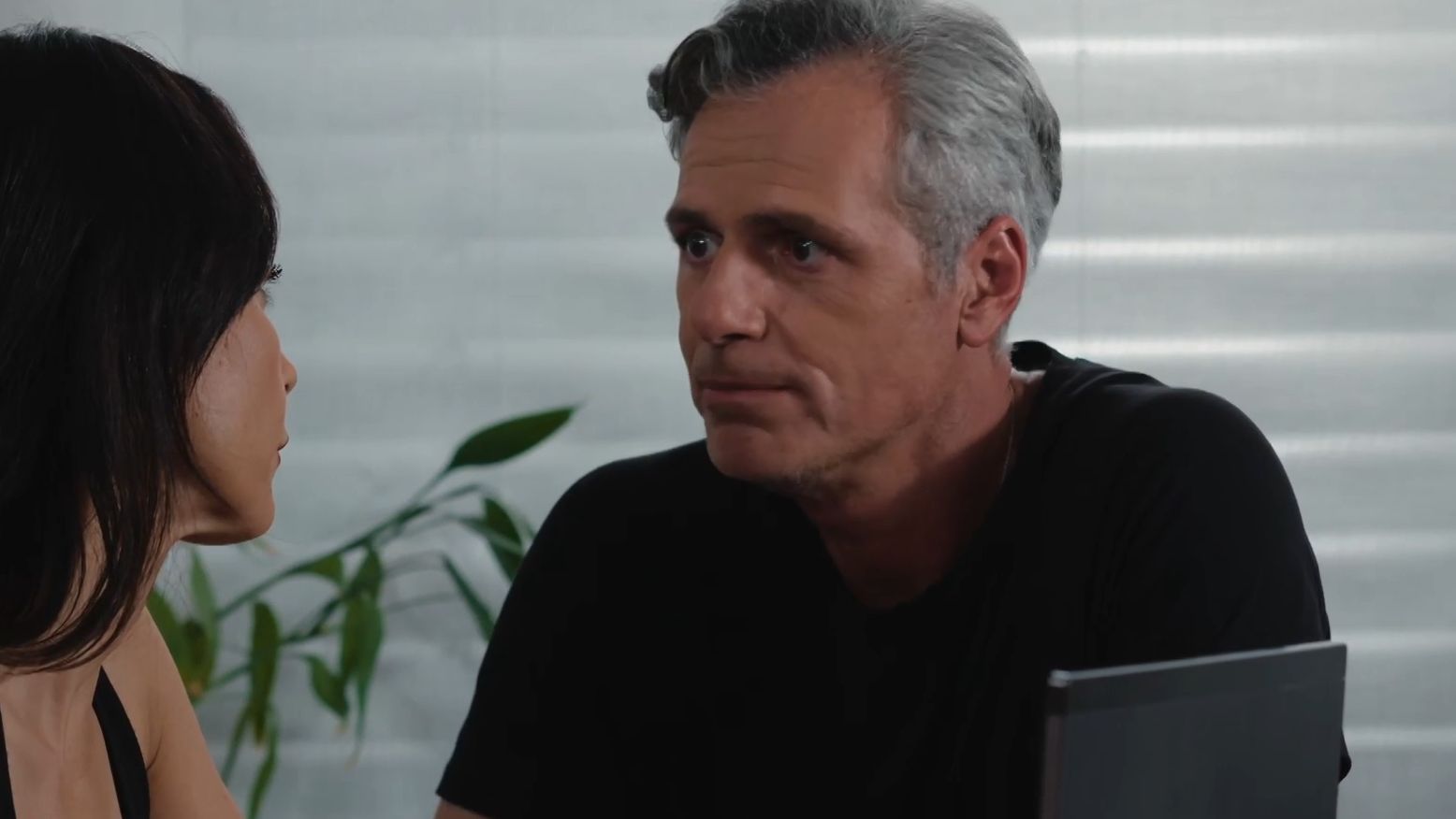 Η-Γη-της-Ελιάς-Αντώνης Η-Γη-της-Ελιάς-Αντώνης