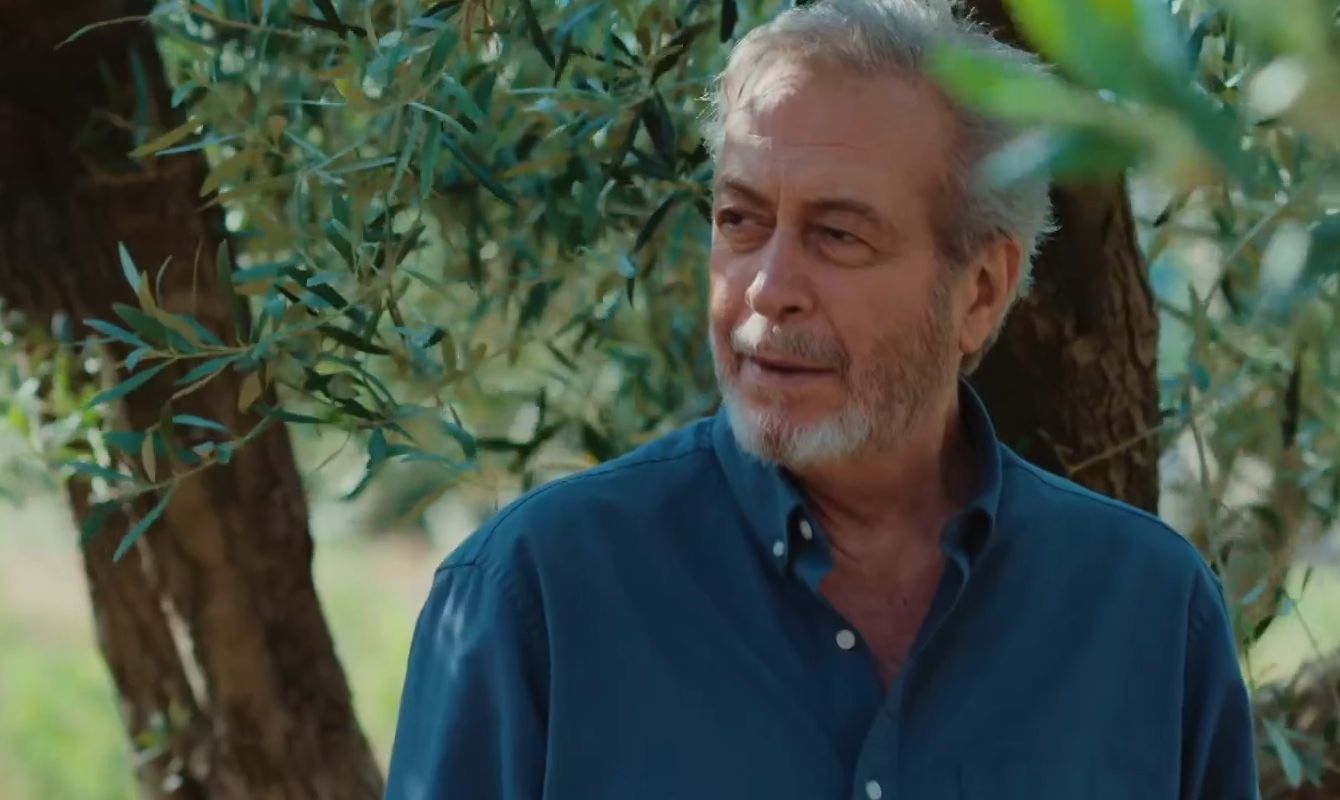 Η-Γη-της-Ελιάς-Ανδρέας