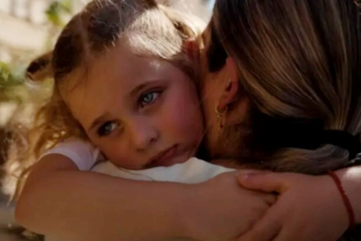 Η-Γη-της-Ελιάς-Μαλένα