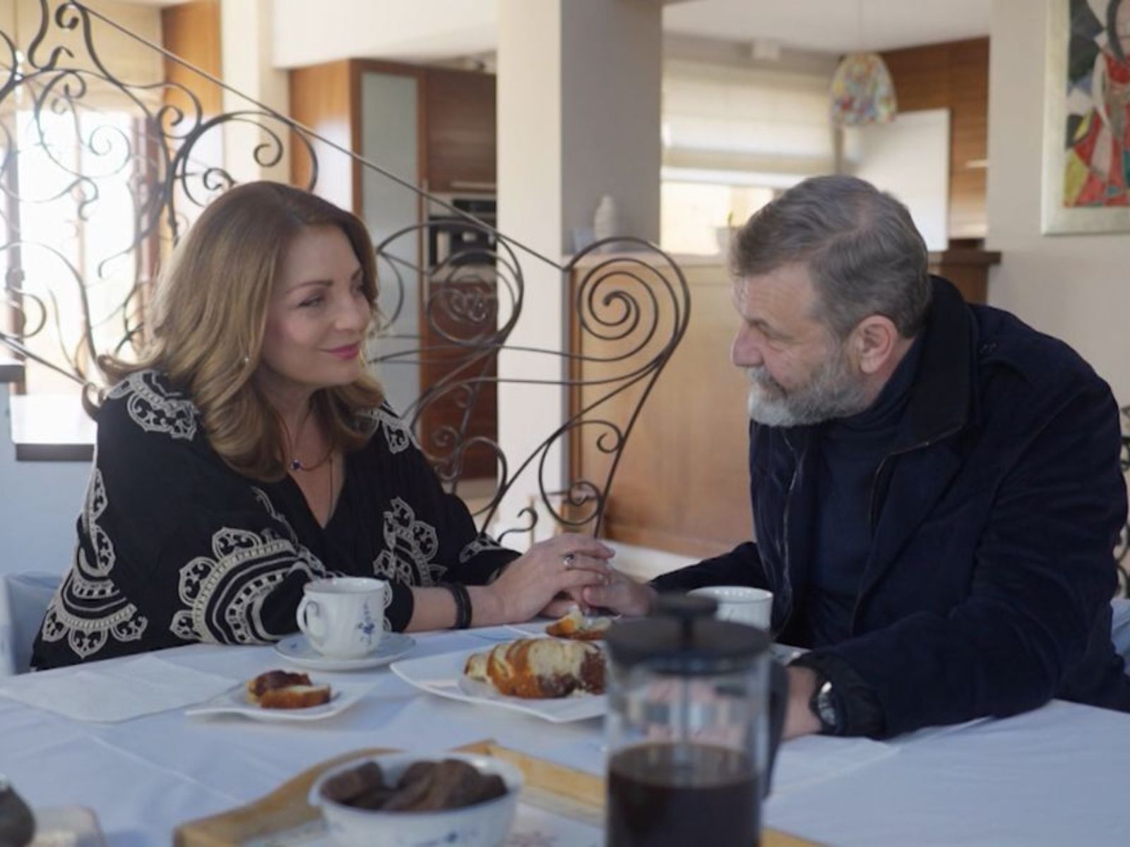 Η Γη της Ελιας-Τζον-Αθηνά- Η Γη της Ελιας-Τζον-Αθηνά-