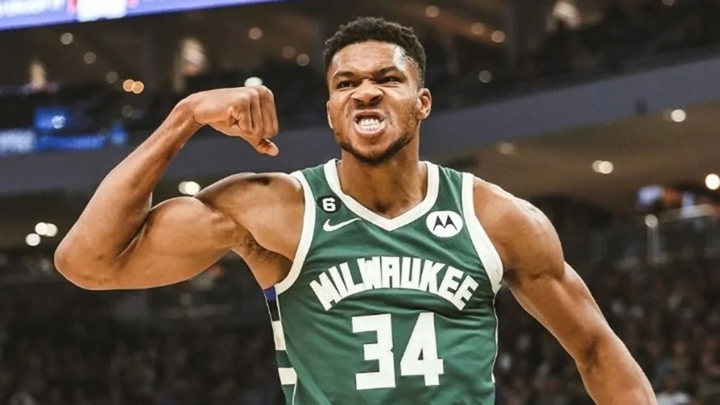 Γιάννης Αντετοκούνμπο-