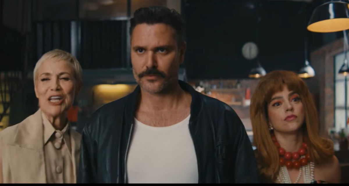 Γιατί ρε πατέρα: Ημέρες και ώρες προβολής