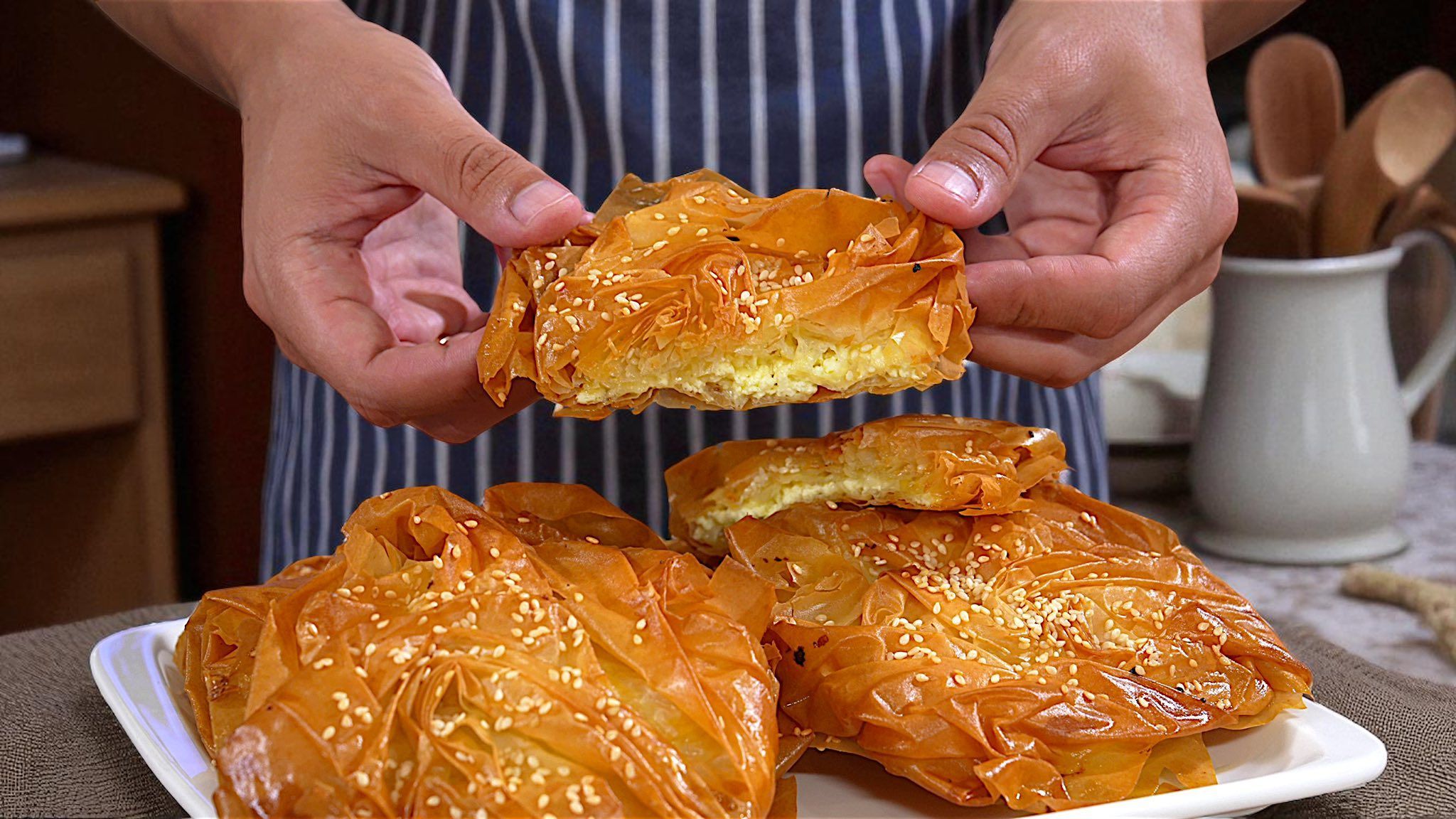 τραγανή-τυρόπιτα- τραγανή-τυρόπιτα-