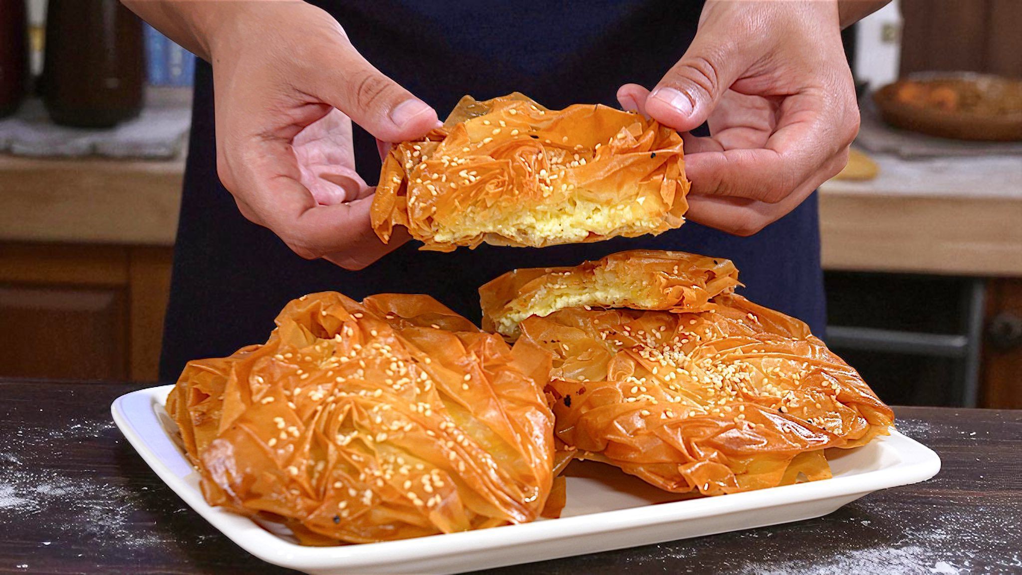 τραγανή-τυρόπιτα- τραγανή-τυρόπιτα-