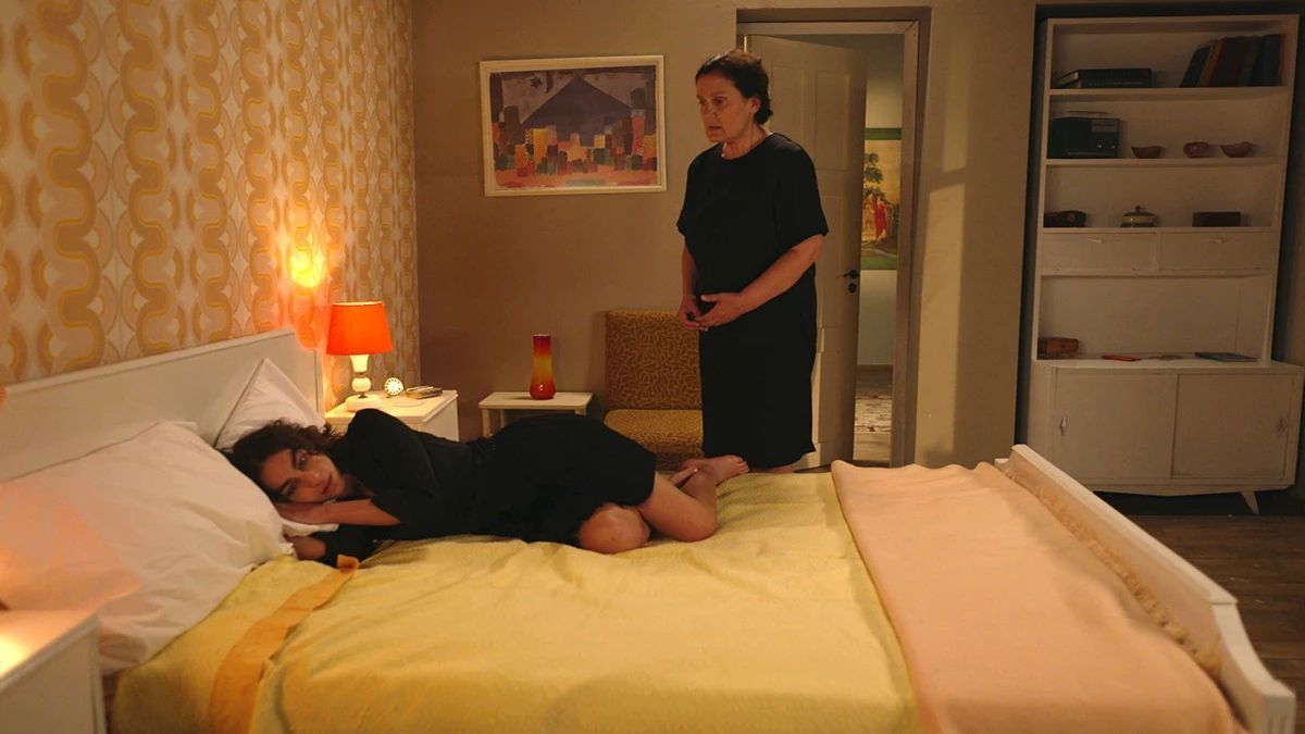 Ηλέκτρα-Νεφέλη Ηλέκτρα-Νεφέλη