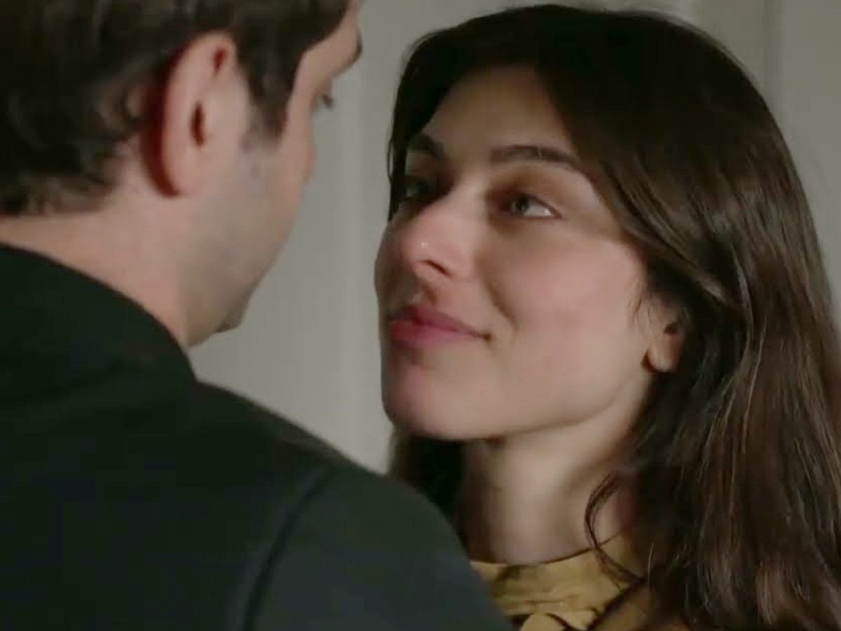 Ηλέκτρα : Η Ουρανία ερωτεύεται ξανά και διαλύει τη ζωή τους