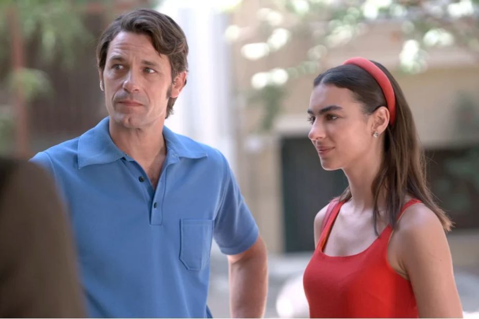 Ηλέκτρα-Παύλος-Νεφέλη Ηλέκτρα-Παύλος-Νεφέλη