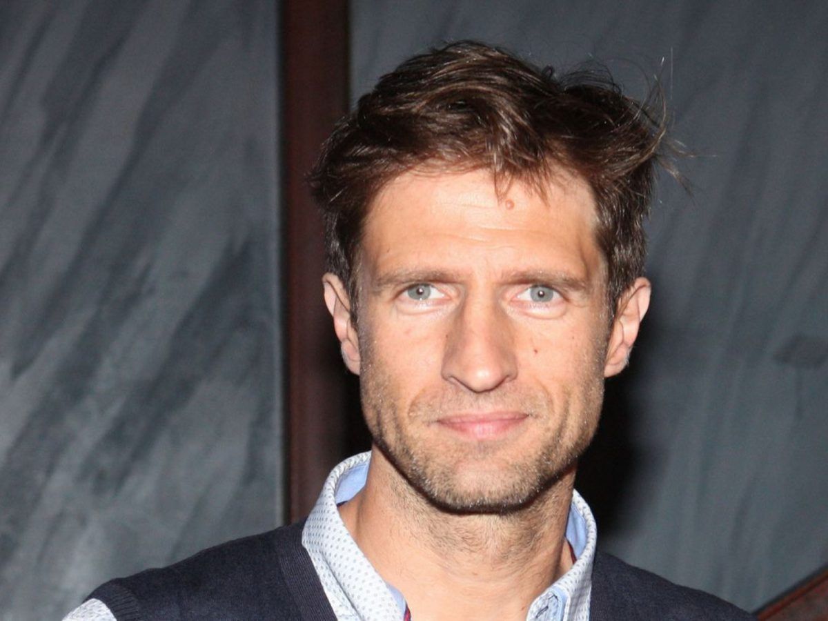 Μάξιμος Μουμούρης: Αποχαιρετά τον Κωνσταντίνο από την Γη της Ελιάς