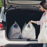 Μεταφέρεις τα ψώνια του σούπερμαρκετ στο αυτοκίνητο; Ο νεός Κ.Ο.Κ σου ρίχνει γερό πρόστιμο