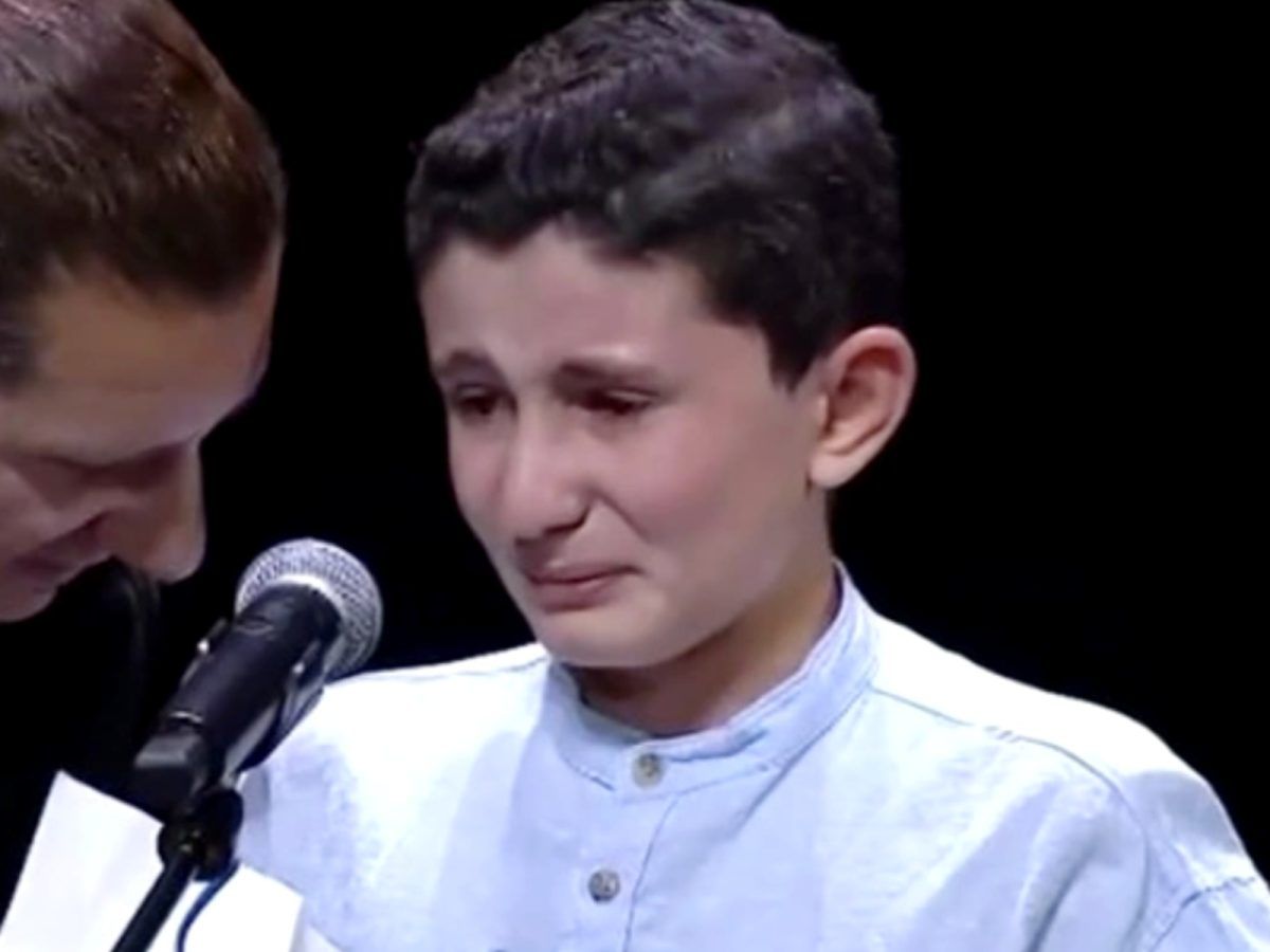 Ο μικρός Μιχάλης συγκλόνισε το Πανελλήνιο- Νίκησε τον καρκίνο και βραβεύτηκε γεμάτος δάκρυα (Βίντεο)