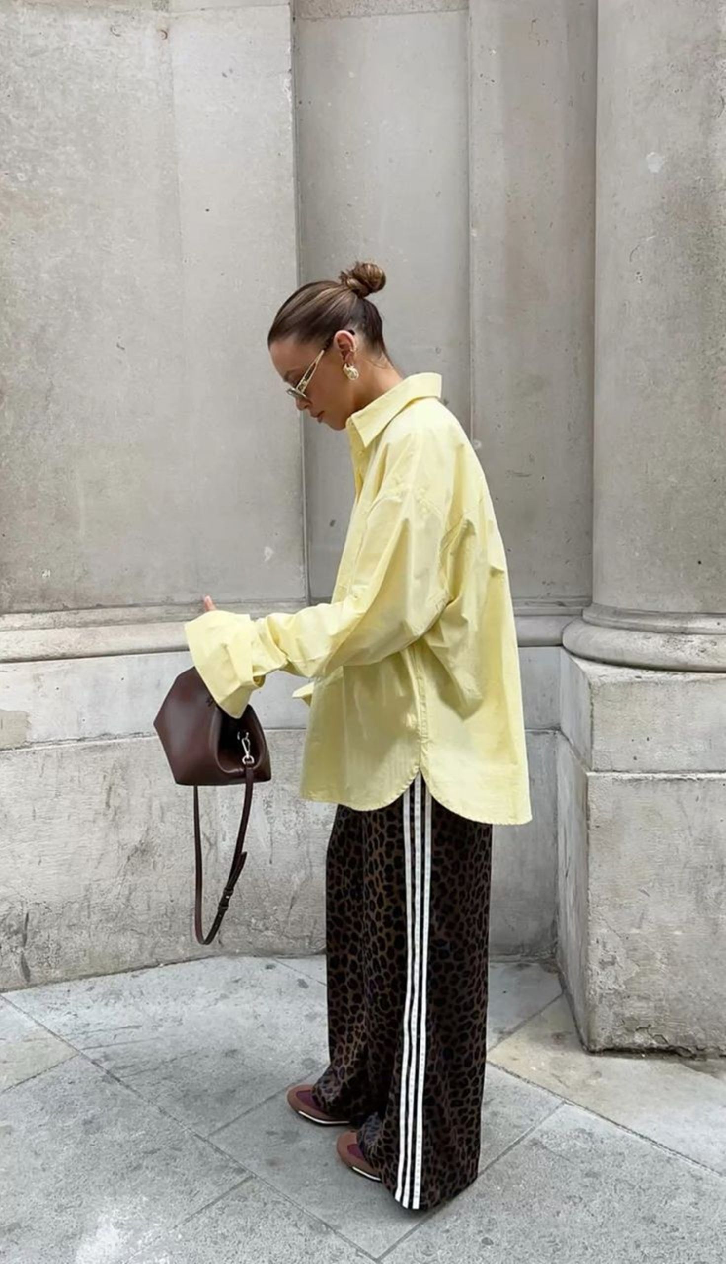 butter yellow-πουκάμισο-με-animal print-αθλητική φόρμα- butter yellow-πουκάμισο-με-animal print-αθλητική φόρμα-