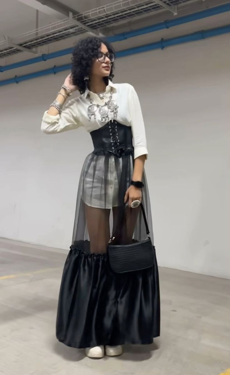 Μόδα Φθινόπωρο / Χειμώνας 2025 – 2026: Οι κορυφαίες τάσεις της φετινής σεζόν(ελενα) ΣΟΣ ΔΕΝ ΠΑΕΙ ΑΛΛΟ ΠΡΕΠΕΙ ΝΑ ΒΓΟΥΝ