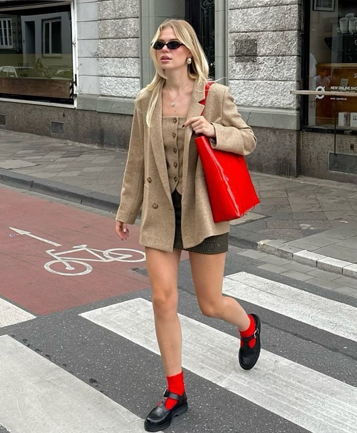 Μόδα Φθινόπωρο / Χειμώνας 2025 – 2026: Οι κορυφαίες τάσεις της φετινής σεζόν(ελενα) ΣΟΣ ΔΕΝ ΠΑΕΙ ΑΛΛΟ ΠΡΕΠΕΙ ΝΑ ΒΓΟΥΝ