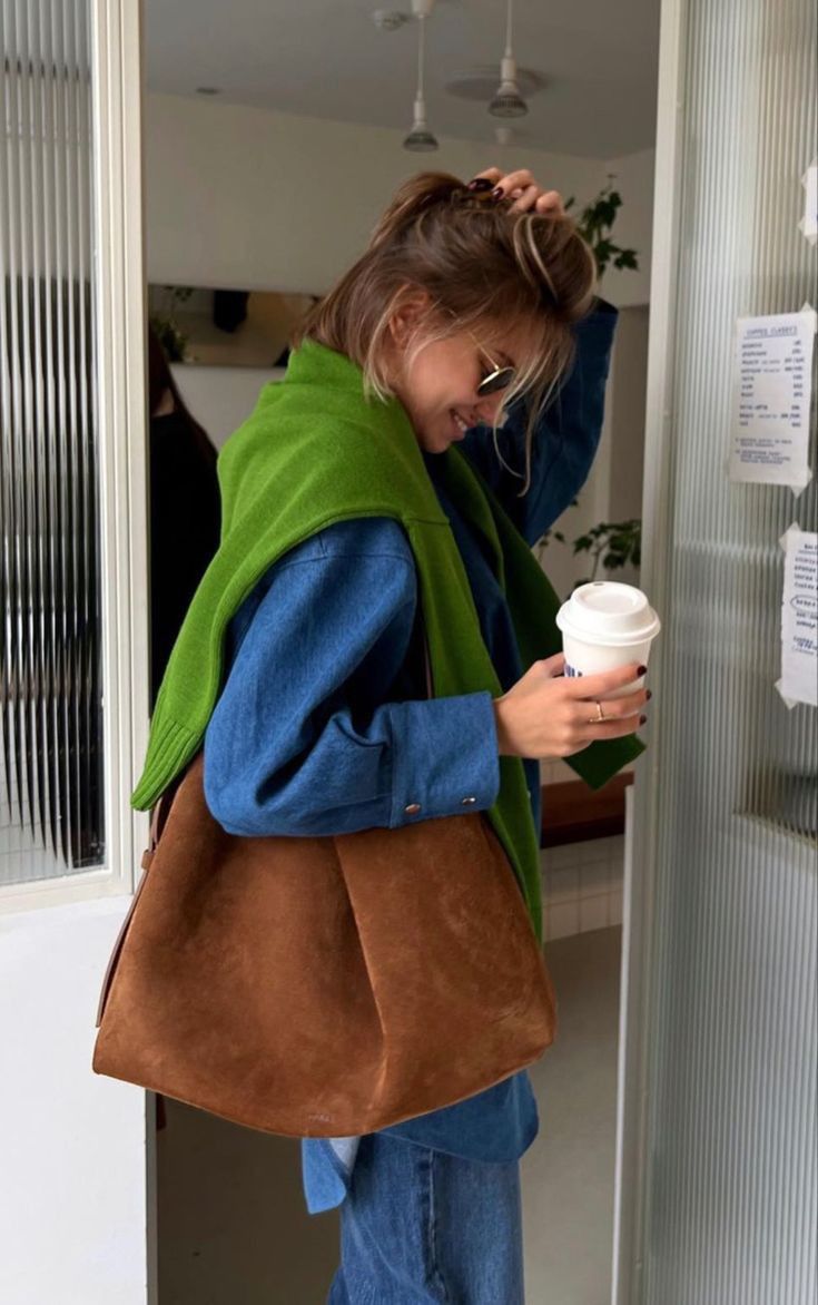 Μόδα Φθινόπωρο / Χειμώνας 2025 – 2026: Οι κορυφαίες τάσεις της φετινής σεζόν(ελενα) ΣΟΣ ΔΕΝ ΠΑΕΙ ΑΛΛΟ ΠΡΕΠΕΙ ΝΑ ΒΓΟΥΝ