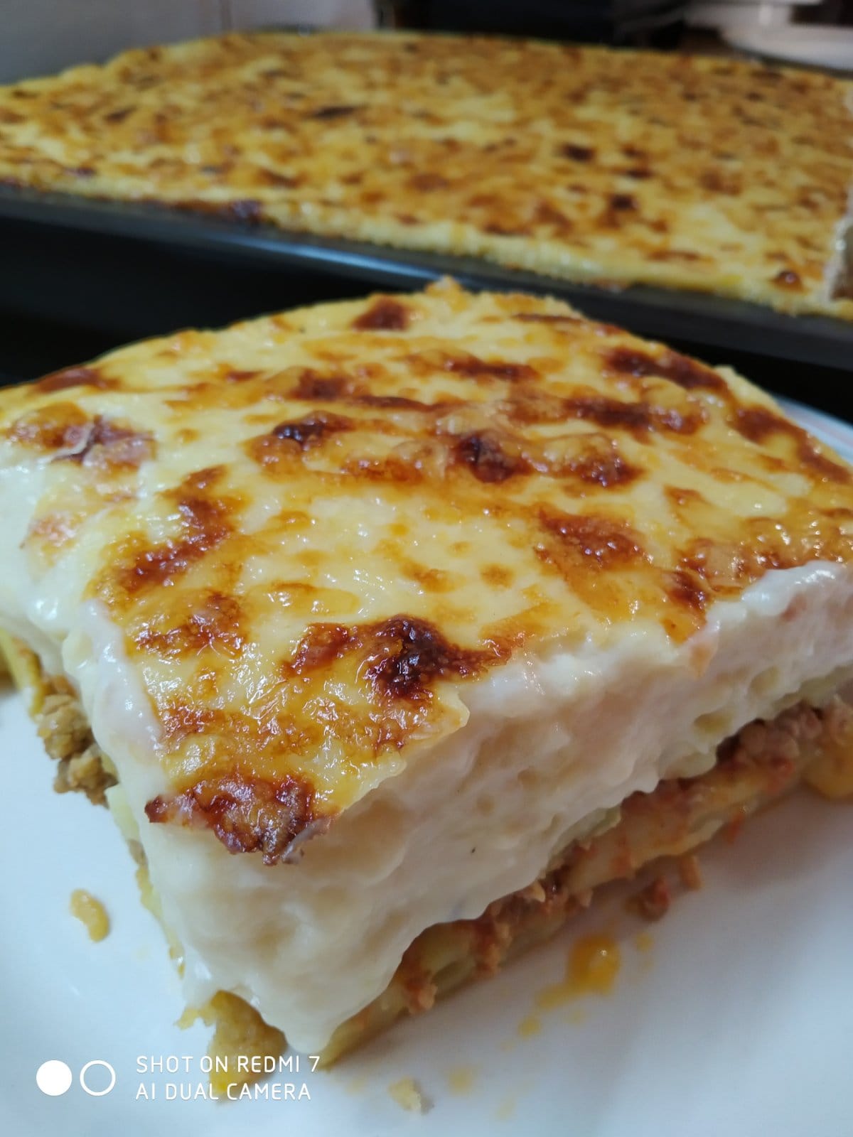 Μυστικά για την καλύτερη μπεσαμέλ, που δεν σβολιάζει, δεν γίνεται νερουλή και δεν μυρίζει αλεύρι