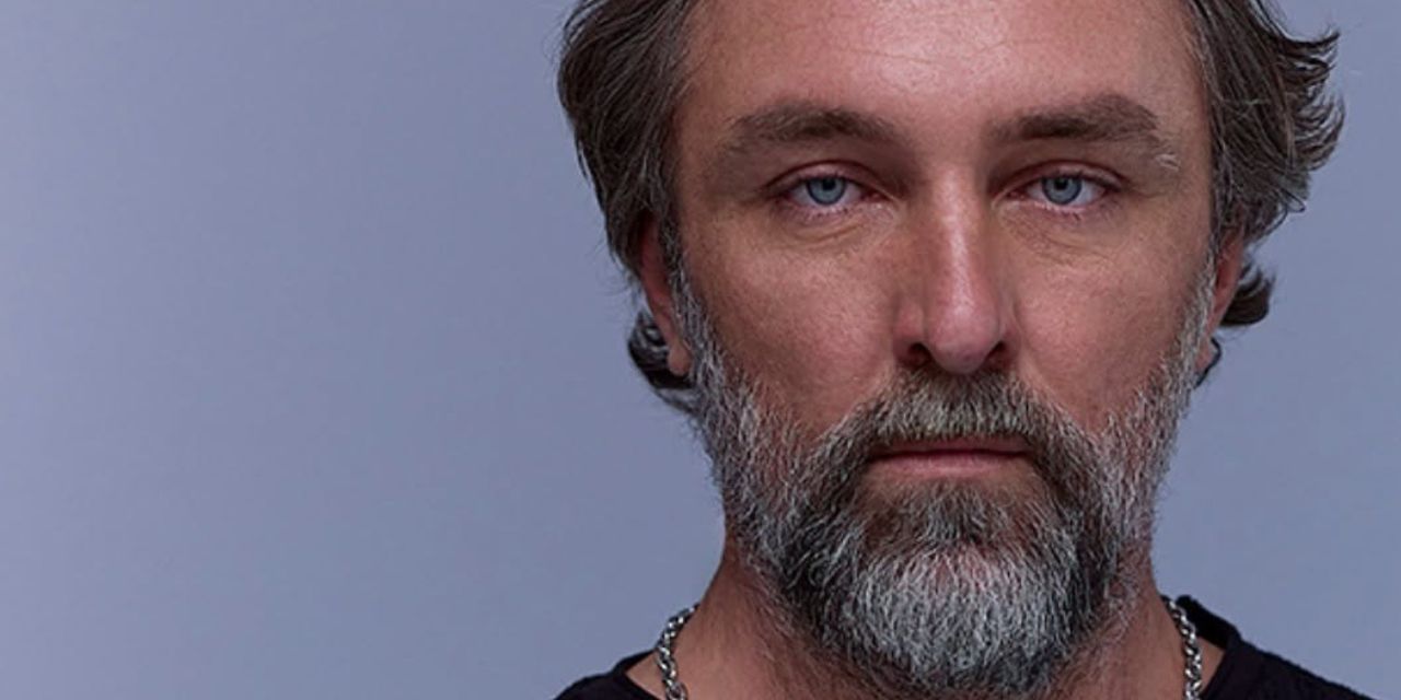 Να-με-λες-μαμά-Τόλης