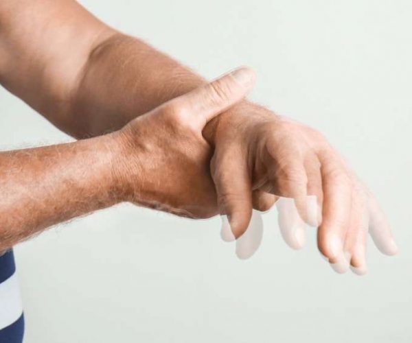 Οι αλλαγές στις κινήσεις των δαχτύλων που κανείς δεν παρατηρεί και φανερώνουν Πάρκινσον