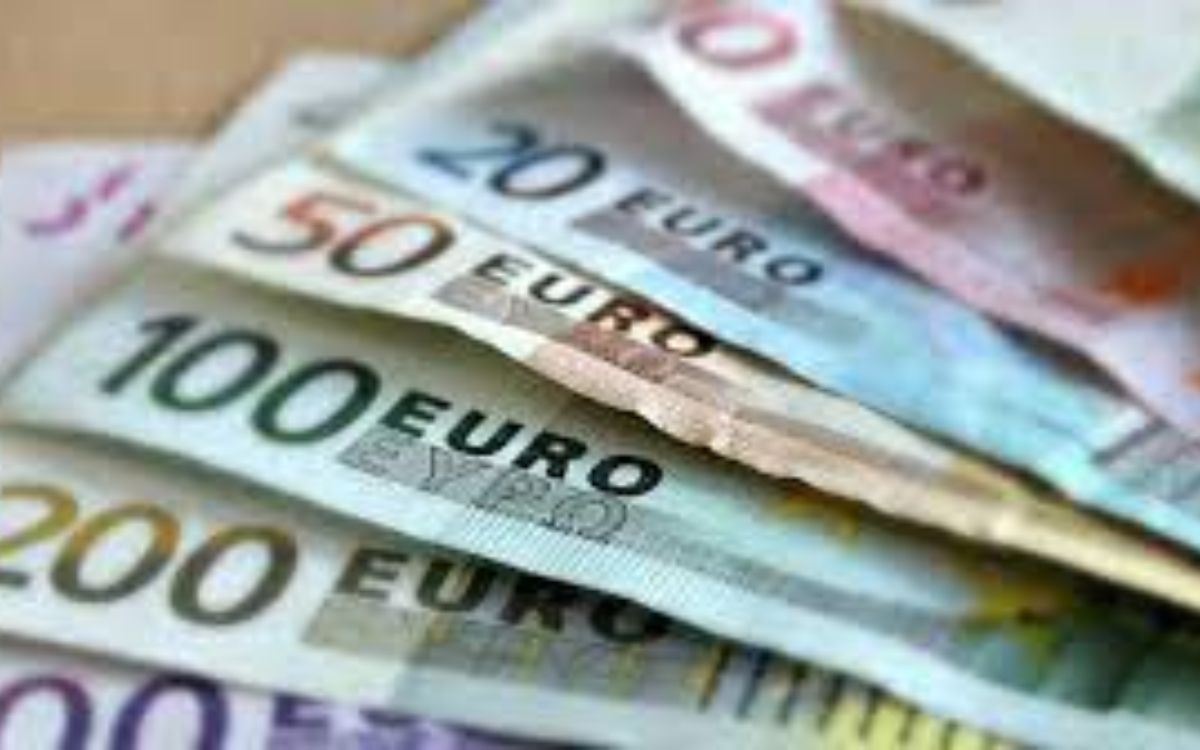 ΟΠΕΚΑ: Βραβείο 1000 ευρώ σε μαθητές- Δικαιούχοι & προϋποθέσεις