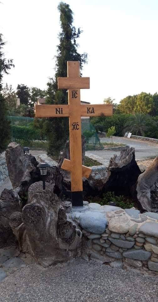 Παραμονή Ύψωσης Τιμίου Σταυρού: Γιατί πρέπει να πάτε στην εκκλησία Βασιλικό