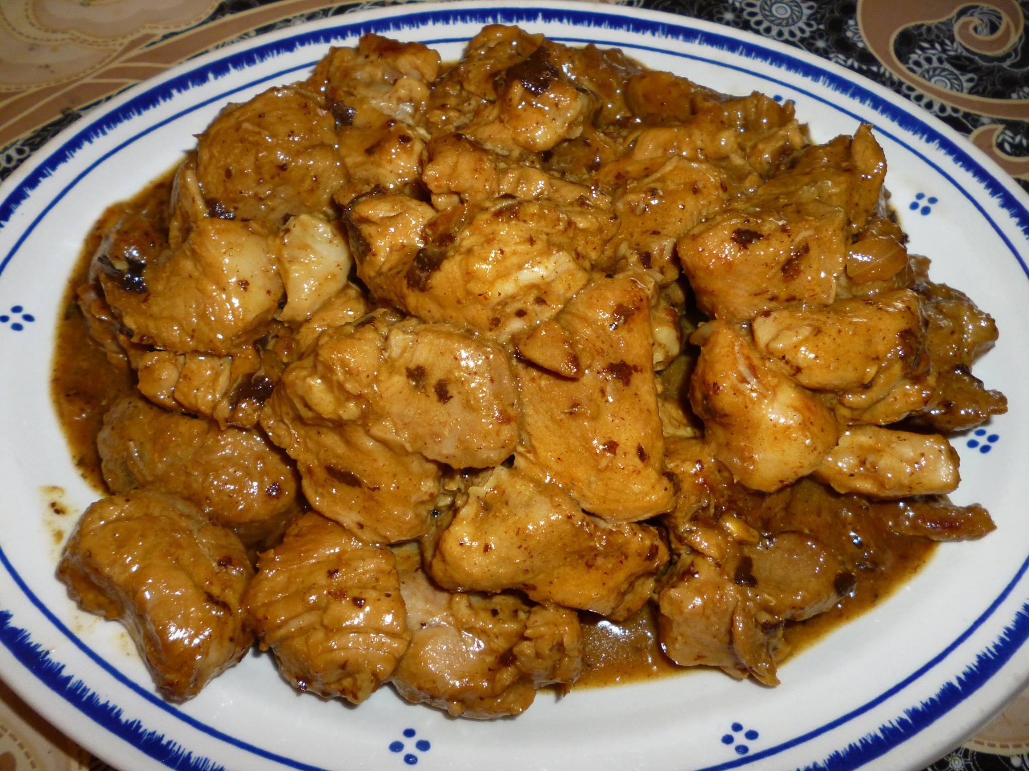 πικάντικη-χοιρινή-τηγανιά-με-κάρυ-