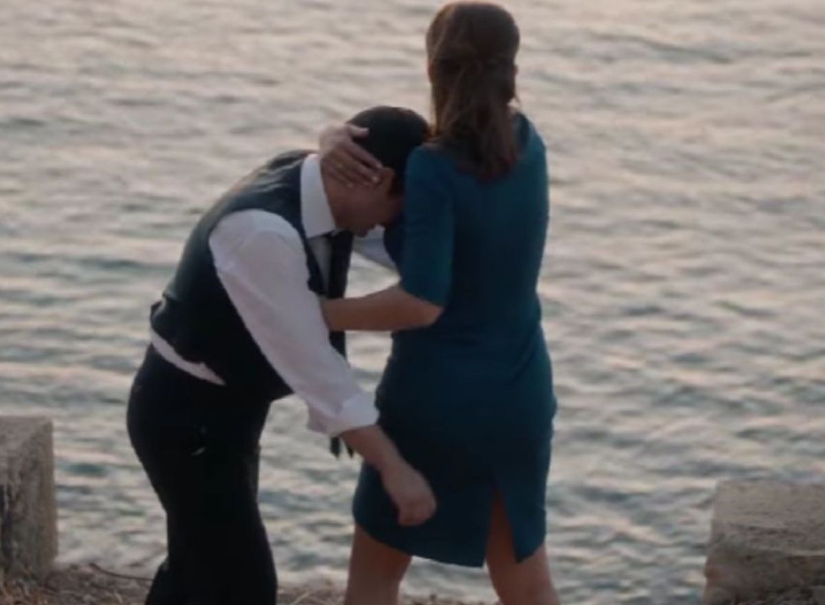 Πόρτο Λεόνε : Πηγαίνουν στο λιμάνι και πετάνε το όπλο του φόνου