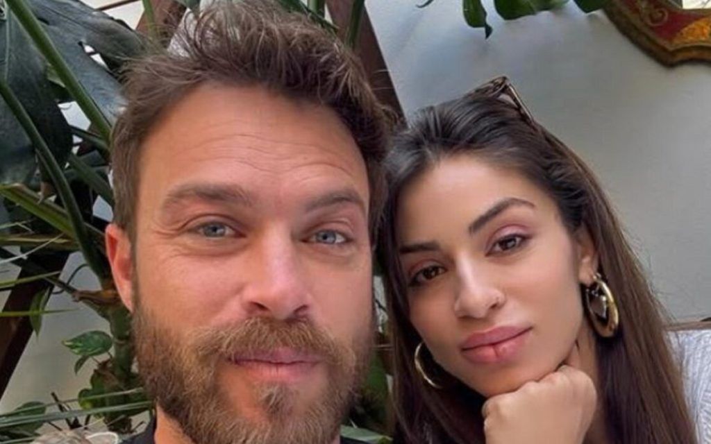 Στέφανος Μιχαήλ: Ο παραμυθένιος γάμος του με τη Ναταλί Κάτερ και το παθιασμένο φιλί τους (φωτογραφίες)