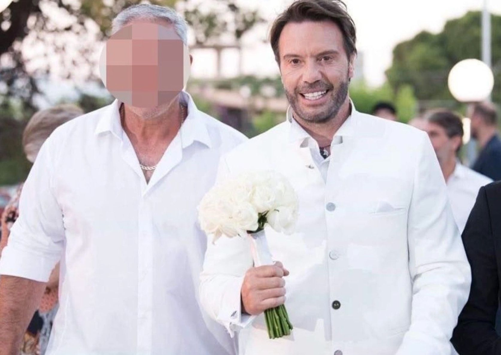 Στράτος-Τζώρτζογλου-με-τον-μαφιόζο-στον-γάμο-του-ηθοποιού-