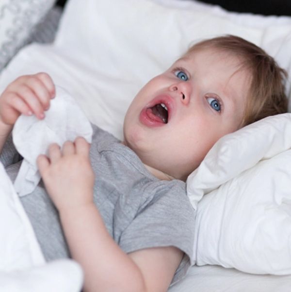 παιδί-βήχει- παιδί-βήχει-