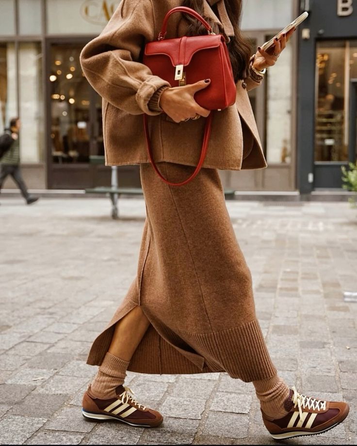 Το καφέ είναι η απόλυτη τάση στο ντύσιμο τον Χειμώνα του 2026