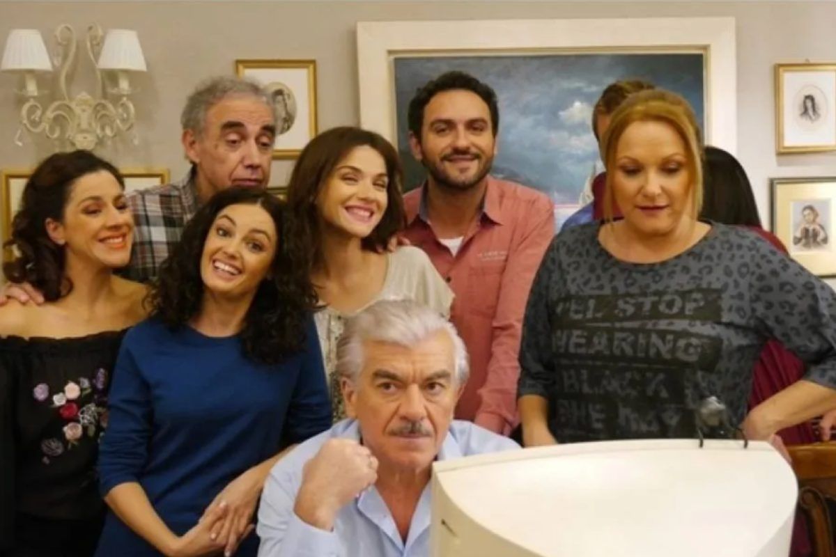 Το Σόι σου: Έρχεται στις οθόνες μας με νέες προσθήκες - Ποιοι ηθοποιοί μπαίνουν στη σειρά;