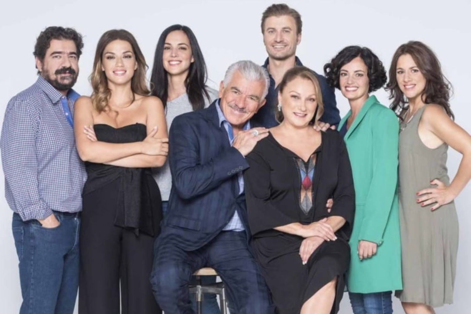 Το Σόι σου: Οι Χαμπέοι ενώθηκαν ξανά και η πρώτη τους φωτογραφία είναι γεγονός