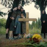 Το σπίτι δίπλα στο ποτάμι : Έρωτες που συγκλονίζουν πάθη που καίνε και μυστικά που στοιχειώνουν