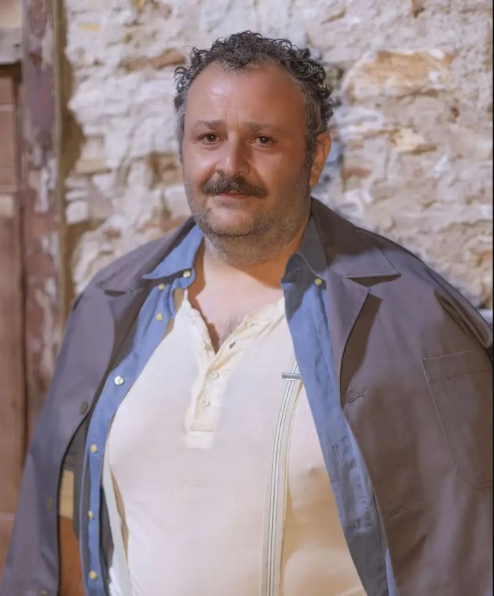 Το-Σπίτι-Δίπλα-στο-Ποτάμι-Θωμάς-Καρατζάς Το-Σπίτι-Δίπλα-στο-Ποτάμι-Θωμάς-Καρατζάς