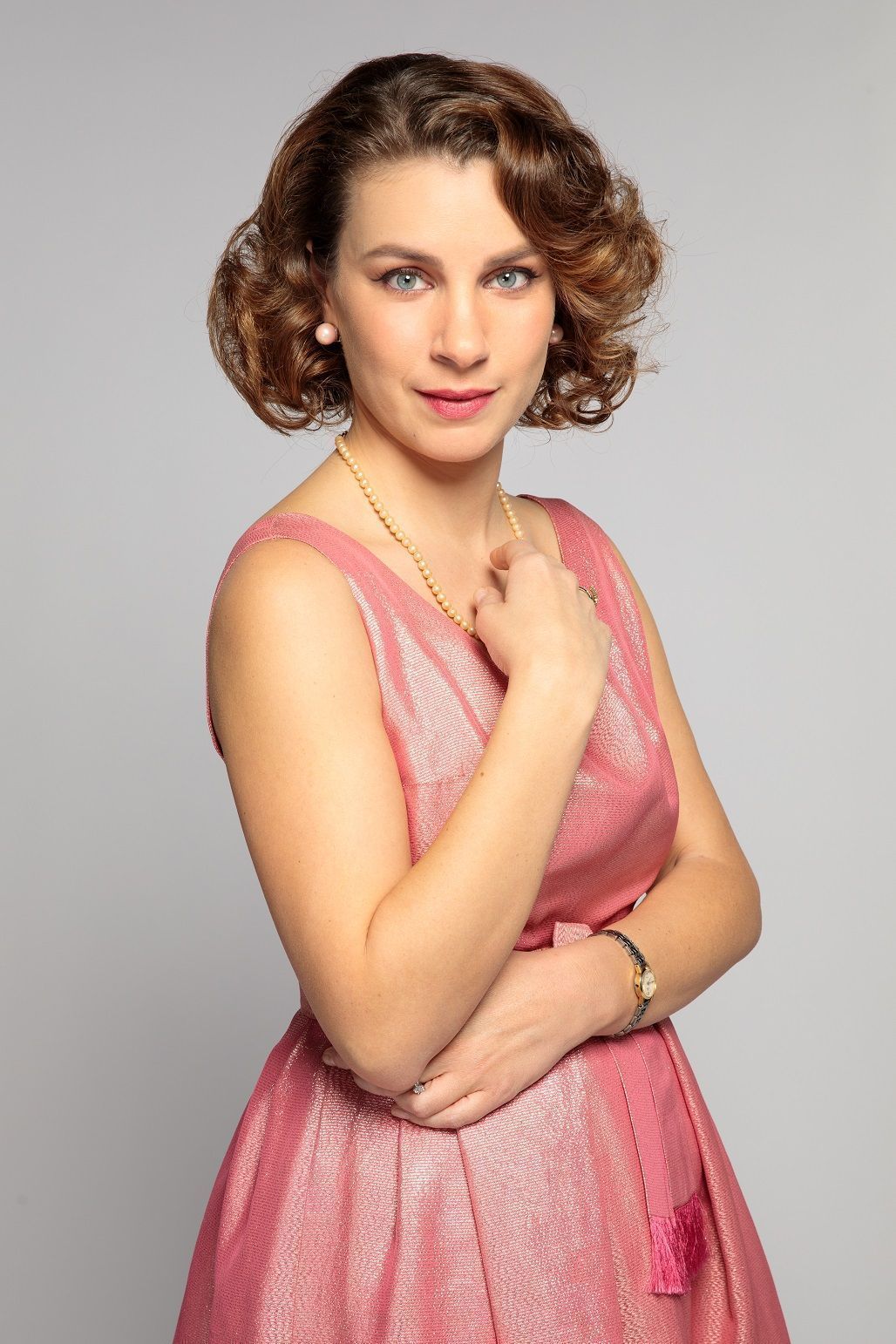 Το-Σπίτι-Δίπλα-στο-Ποτάμι-Ιουλία-Καραπανου Το-Σπίτι-Δίπλα-στο-Ποτάμι-Ιουλία-Καραπανου