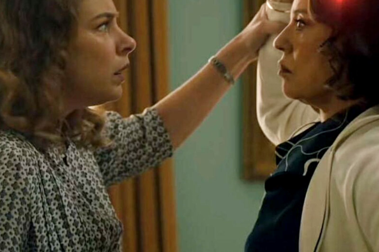 Το-Σπίτι-Δίπλα-Στο-Ποτάμ-Ιουλία-Ευανθία- Το-Σπίτι-Δίπλα-Στο-Ποτάμ-Ιουλία-Ευανθία-