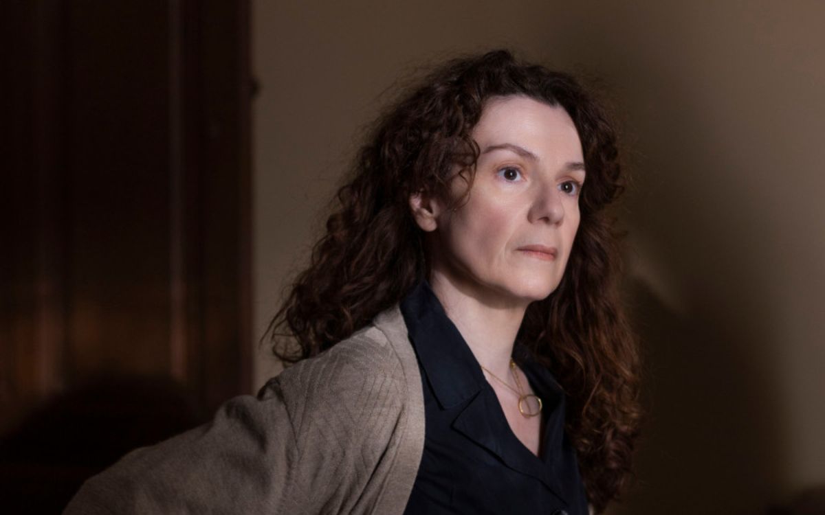 Το Σπίτι Δίπλα στο Ποτάμι-Θεοδώρα Το Σπίτι Δίπλα στο Ποτάμι-Θεοδώρα