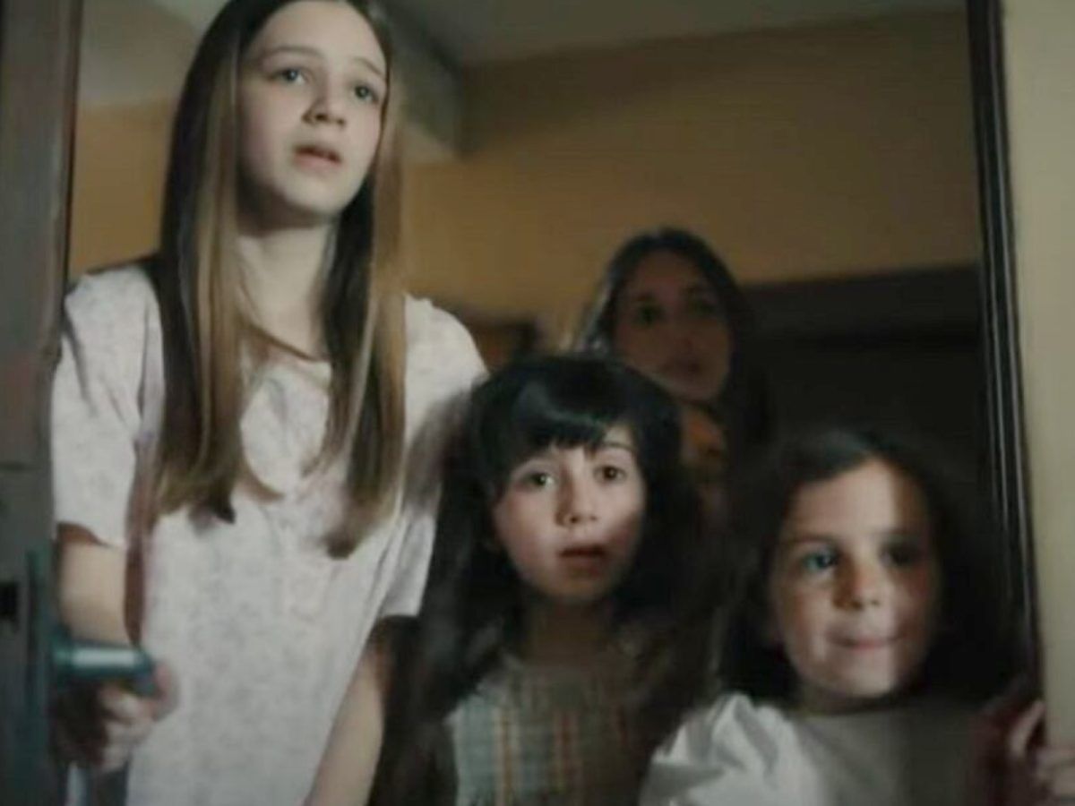 Το Σπίτι δίπλα στο Ποτάμι : Η ζωή των κοριτσιών 16 χρόνια μετά