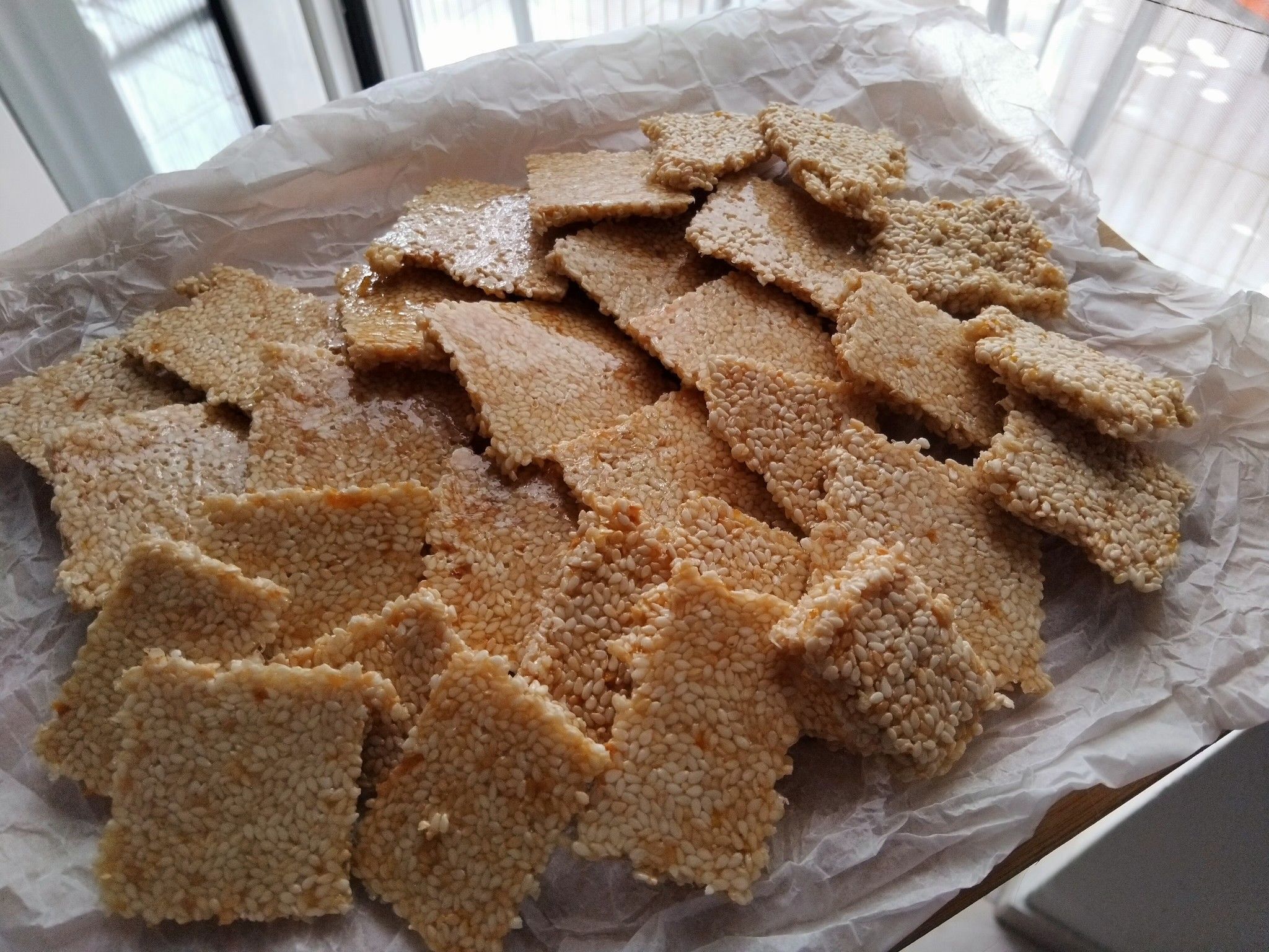 παστέλι-με-σουσάμι- παστέλι-με-σουσάμι-