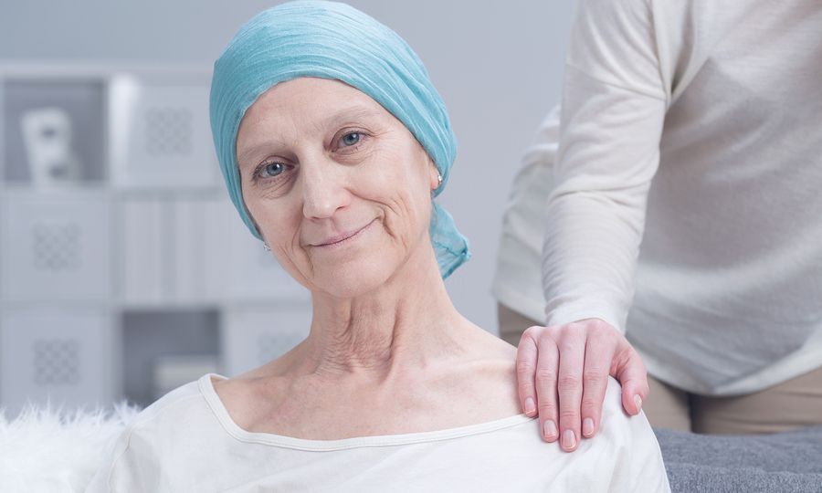 γυναίκα-με-καρκίνο-