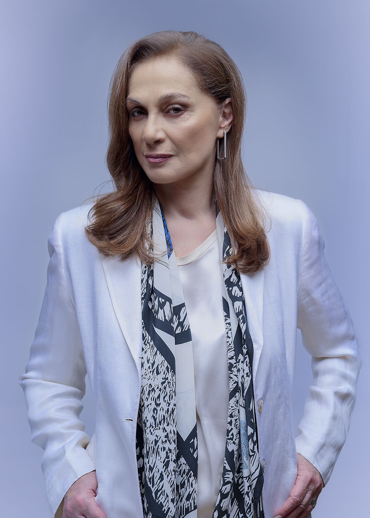 Να-με-λες-μαμά-Φιλαρέτη-Κομνηνού-Ελβίρα-Στασινού