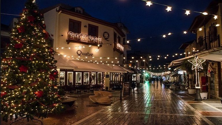 5 ρομαντικοί Χριστουγεννιάτικοι προορισμοί για ζευγάρια