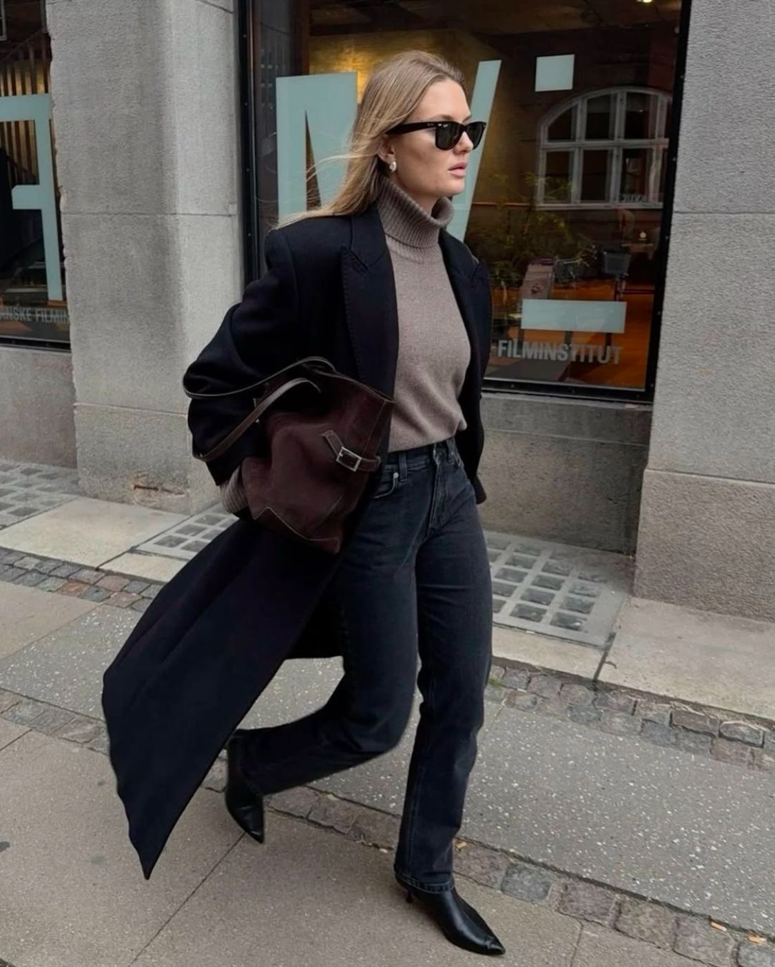 Cigarette jean-μαύρο-με-καπαρντίνα-