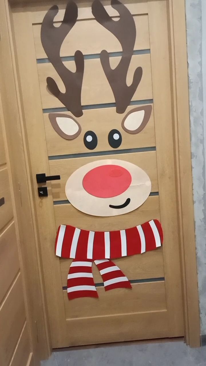 DIY Χριστουγεννιάτικη Διακόσμηση για Πόρτα, Παράθυρα και Μπαλκόνι