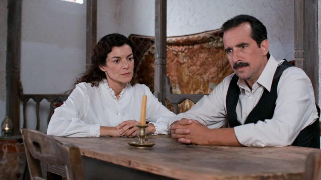 Grand Hotel-Χαραλάμπης-Θεώνη Grand Hotel-Χαραλάμπης-Θεώνη