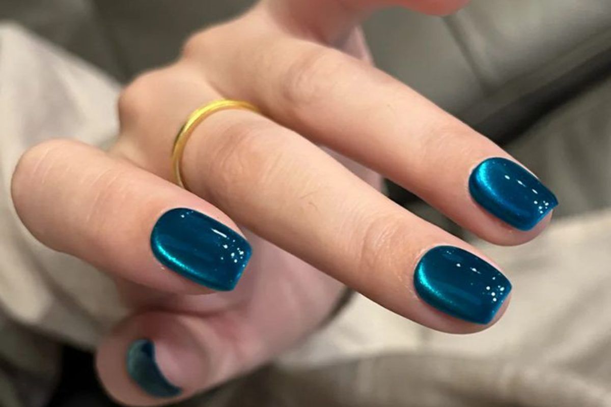Jewel tones-θαλασσί-νύχια-