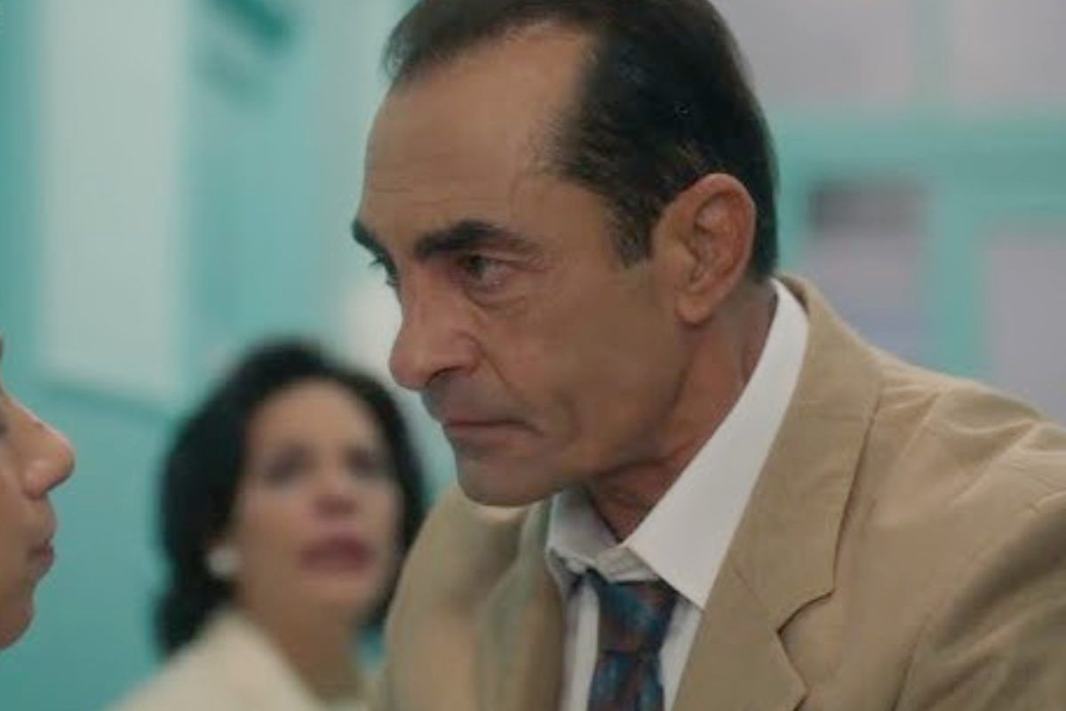 Porto Leone: Ο Ηλίας χάνει τα λογικά του και μιλάει στους νεκρούς