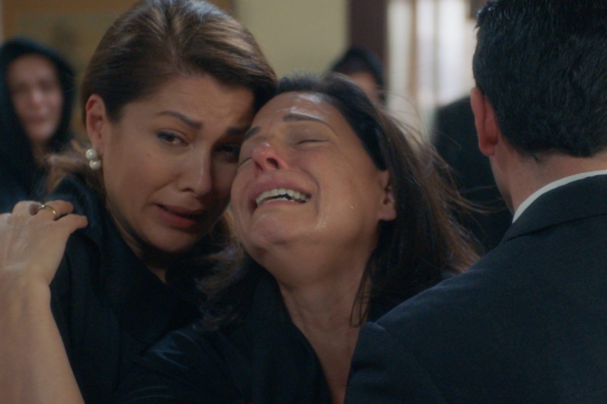 Porto Leone: Μαθαίνει το μυστικό του γιου του και η καρδιά του τον προδίδει